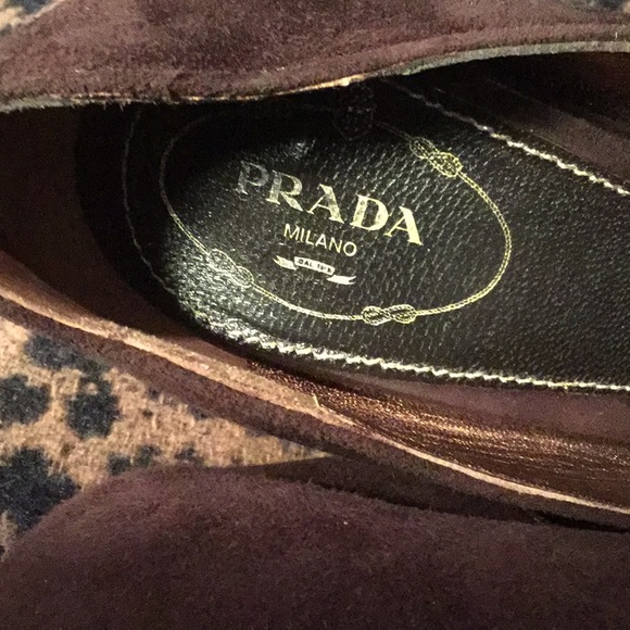 Prada chocolate brown suede pumps - Picture 6 of 6